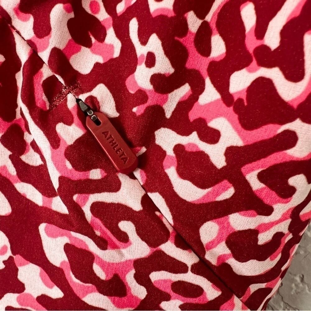 Athleta NWOT Mesh Racer Run High Rise 3" Short Red Pink S Runner Athletic Animal - Picture 7 of 11